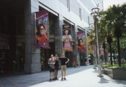 1-05.jpg